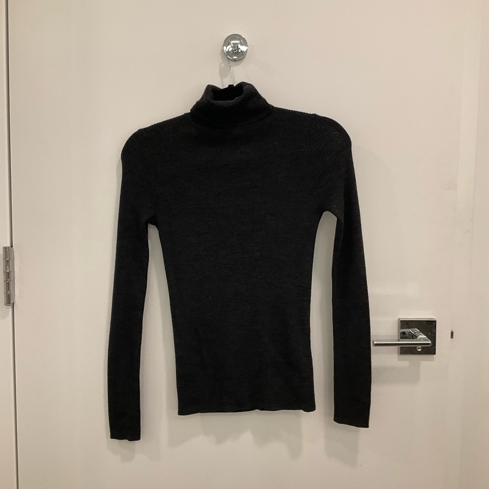 Uniqlo Black Cowl Neck Sweater - Νever Worn